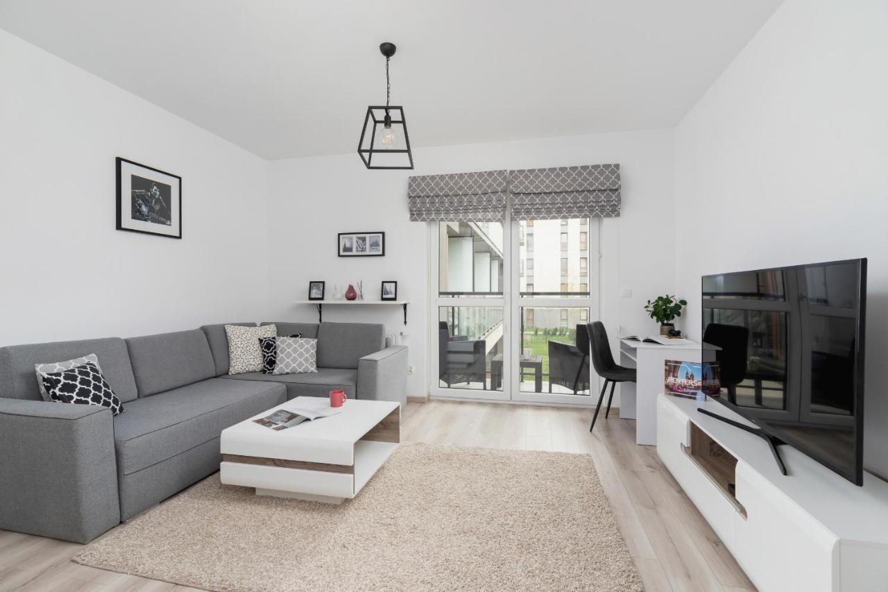 Krowodrza Apartment Premium With Balcony By Renters Prestige Krakow Bagian luar foto